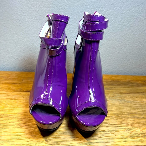 “Get more beauty” pleaser heels! - Picture 2 of 6